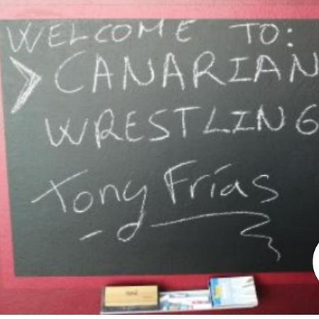 Tony Frias - Canarian Wrestling 拉拉古纳 外观 照片